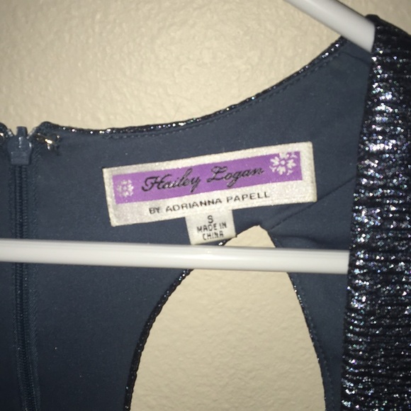 Hailey Logan shiny party dress - Picture 4 of 4